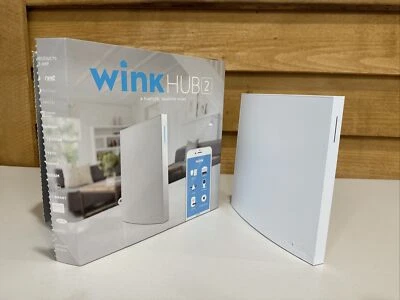 Router doméstico inteligente Wink WNKHUB2US Hub 2 - Usado  Foto 1 de 2