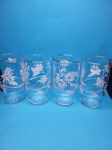 Vintage 4” Daisy Butterfly Drinking Juice Glasses Set of Four