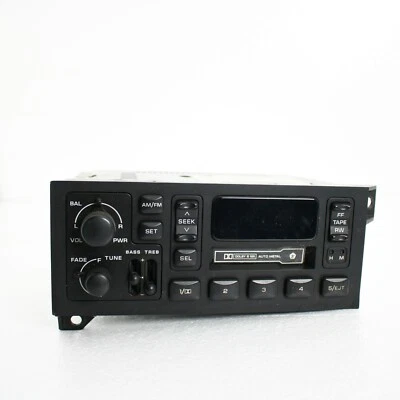 Dodge Chrysler Jeep AM/FM CASSETTE RADIO 4858556 84-01 Ram Caravan Neon Dakota - Image 1 of 4