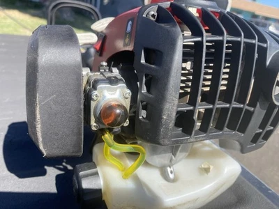 2-Cycle 26cc Curved Shaft Gas Powered String Trimmer Clutched Engine 17 inch Cut - Image 1 of 4