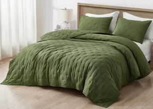 3-Piece Rayon Derived from Bamboo/Polyester Blended Crescent Stitched Quilt Set - Picture 1 of 30