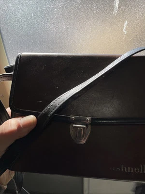 Bushnell Sports View Binoculars  - Image 1 of 4