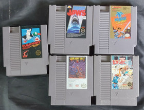Nintendo NES Game Lot - Duck Hunt, Jaws, Dragon Spirit, Gauntlet II, Renegade