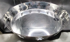 ALESSI ROUND STAINLESS~SERVING TRAY WITH STANDING MEN ALONG THE EDGE~12" ACROSS - Picture 1 of 10