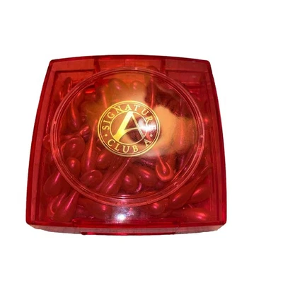 Signature Club A - Cápsulas rellenadoras de labios dosis única .25 fl oz Foto 1 de 2