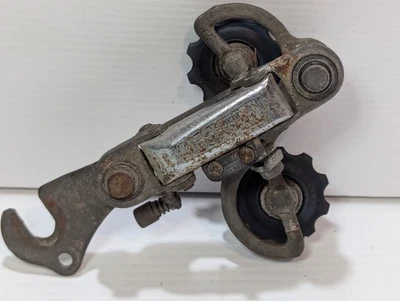 Vintage Shimano Tourney Rear Derailleur RD-TY10 Long Cage Race Road Hanger - Image 1 of 4