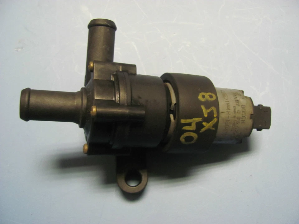 2004-2009 JAGUAR XJ8 VANDEN PLAS AQUECEDOR BOMBA DE ÁGUA 1W4H18D474AA 2R8H180473BC  - Imagem 1 de 1