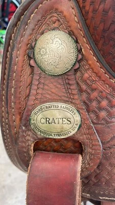 15 inch Crate Roping Saddle, Mike Beers. Very well taking care of, great shape - Image 1 of 4