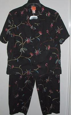 HEARTS OF PALM - SIZE 14 - 2 PC. SET - EMBROIDERED CROPPED PANTS & SHIRT  - Image 1 of 4