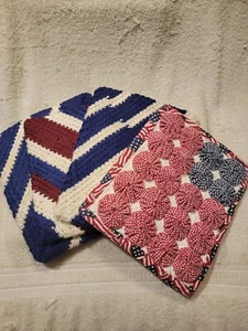 3 handgestrickte Topflappen & 1 gesteppter Topflappen - rot, weiß, blau - Bild 1 von 4