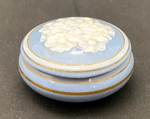 JOYERO VINTAGE FRANCÉS CAMILLE THARAUD LIMOGES 3.4" FLORES ESMALTADAS c1920 - Imagen 1 de 6