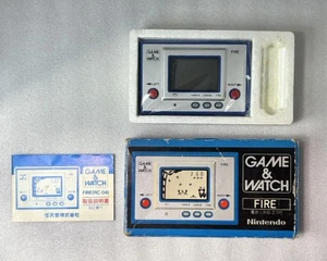 Hermoso Juego y Reloj Nintendo FIRE Vintage Japón Pantalla Buen Estado - Imagen 1 de 6