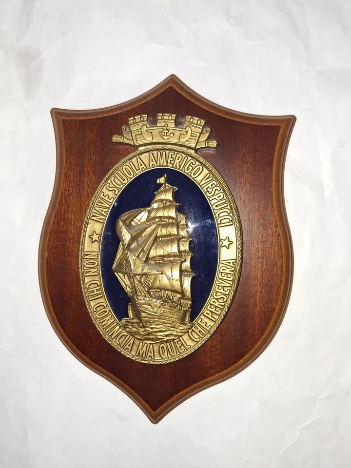 Crest Nav Scuola Amerigo Vespucci - Immagine 1 di 2