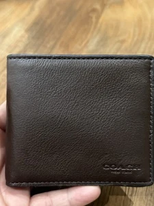 Cartera Coach de cuero marrón caoba para hombre nueva con etiquetas - Imagen 1 de 12