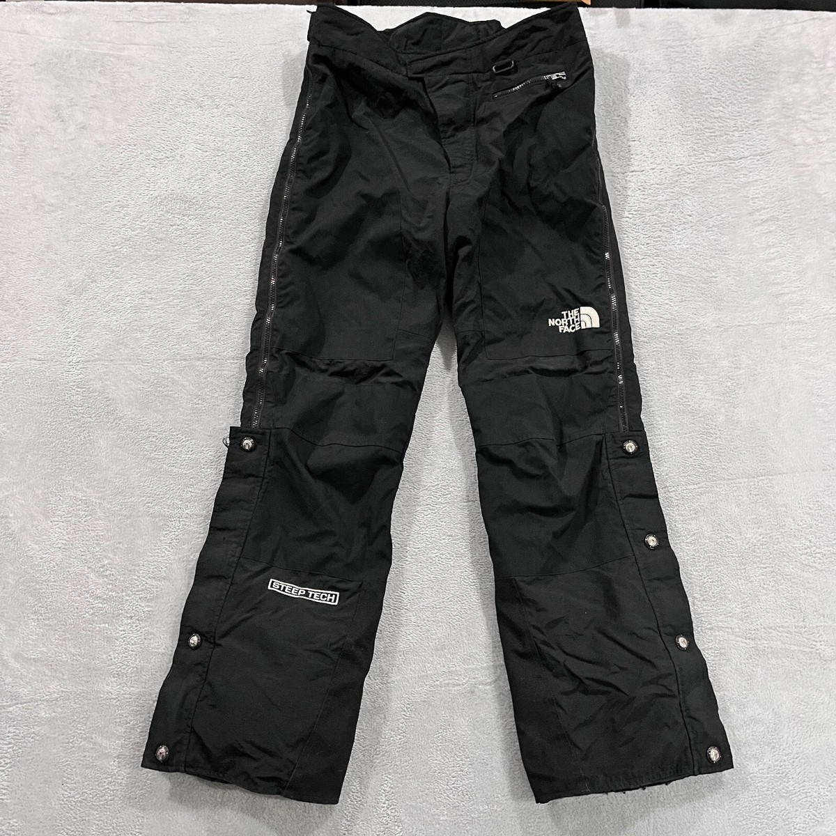 The North Face Men Black Activewear Pants for Men for sale The North Face Men Black Activewear Pants for Men for sale