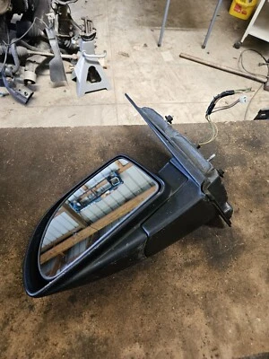 Espejo retrovisor exterior izquierdo del lado del conductor Chevrolet Equinox 2007-09 Foto 1 de 4