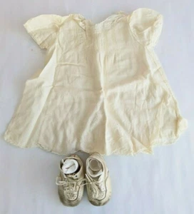 Antiguo Vestido de Bautizo Bebé Infante Vestido de Algodón Cosido a Mano con Zapatos de Cuero - Imagen 1 de 5
