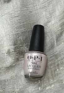 OPI Nail Lacquer ~ Throw Me A Kiss ~ - New Without Box - 15 ml / 0.5 fl oz - Picture 1 of 3