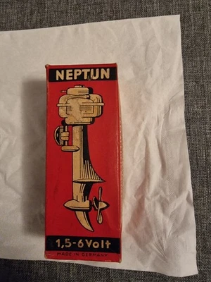 Biete zum Verkauf An Einen Alten Schiff Motor NEPTUN 1,5-6 Volt Mit Original Box - Bild 1 von 4