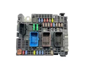 9810296480 fuse box for CITROEN DS5 2.0 BLUE-HDI FAP 2011 118605 - Imagen 1 de 5