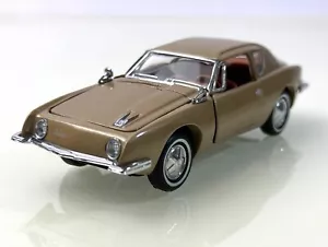 1:43 Franklin Mint 1963 Studebaker Avanti Gold Diecast Metal Model - Picture 1 of 8