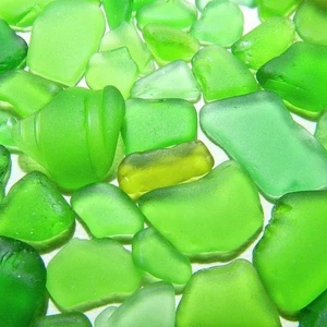 Tonos de vidrio de mar genuinos de verde tamaño pequeño de Japón 23116 - Imagen 1 de 3