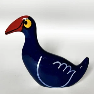 Ceramic Pukeko Bird Figurine by Kevin Kilsby New Zealand Pottery - Picture 1 of 4