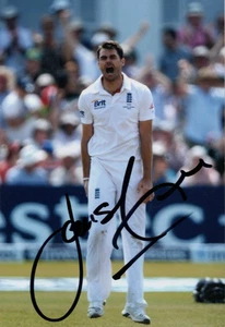 ENGLAND CRICKET: JAMES ANDERSON SIGNED 6x4 TEST ACTION PHOTO+COA **THE ASHES** - Picture 1 of 1