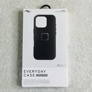 Charcoal Peak Design Magnetic Locking Mobile Everyday Case für iPhone 16 Pro - Bild 1 von 5