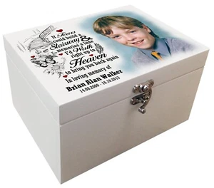 Urna de madera blanca para cenizas, ataúd personalizado, urna funeraria, caja de memoria. - Imagen 1 de 18