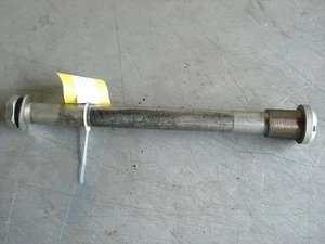 04 Suzuki GSXR GSX-R GSX R 1000 Pivot Bolt Swing Arm - Picture 1 of 3