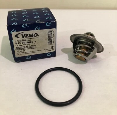 Termostato refrigerante motor Vemo V159920021 apto para VW Golf Passat Jetta Bronco F-150 Foto 1 de 4