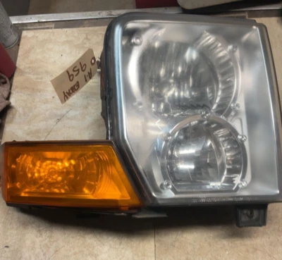 Faro halógeno para pasajero derecho derecho Jeep Commander 2006-2010 OEM Foto 1 de 4