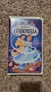 Cinderella (VHS Tape, 1995, Walt Disney Home Entertainment) - Picture 1 of 6
