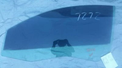 2012 -15 Mercedes-Benz C250 купе - левая дверь стекла - 2047251110 - R294540 - Изображение 1 из 4