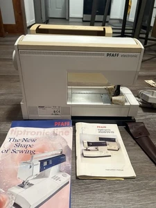 PFAFF Tiptronic 2020 Sewing Machine + Case, Pedal & Accessories,Tested And Works - Picture 1 of 5
