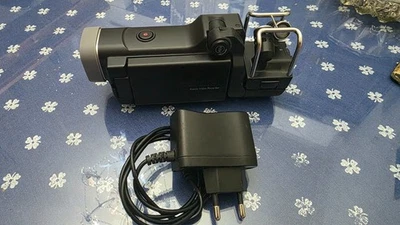 ZOOM Q8 Handy Video camera 2.3K HD Camcorder XLR Audio Interface Mic Inputs - Image 1 of 4