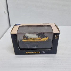 NewRay Bombardier Sea-Doo Scooter with Trailer Yellow 1:48 Art. 06446 New In Box - Foto 1 di 8