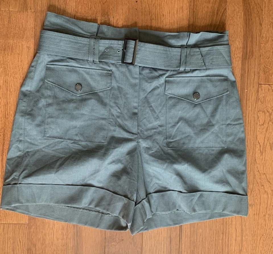 NUEVO CON ETIQUETAS WHBM The 5" Corto Cinturón Cintura Alta Bolsillos de Carga Caqui Verde Para Mujer 8 Foto 1 de 4