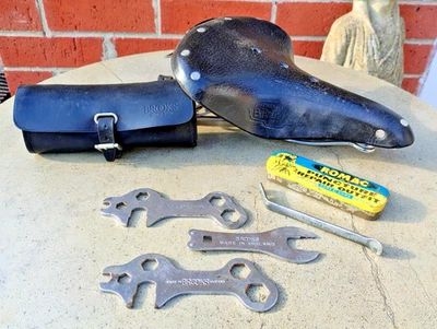 Brooks B66 Sela com Brooks England Bolsa de Ferramentas Selim de Couro Preto - Imagem 1 de 4