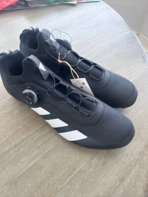 Zapatos de ciclismo Adidas The Road BOA para hombre talla 11,5 - 3 agujeros, negros/blancos Foto 1 de 2