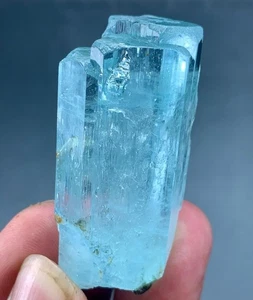 Muestra de cristal de aguamarina natural de 206 quilates de Skardu Pakistán - Color raro - Imagen 1 de 12