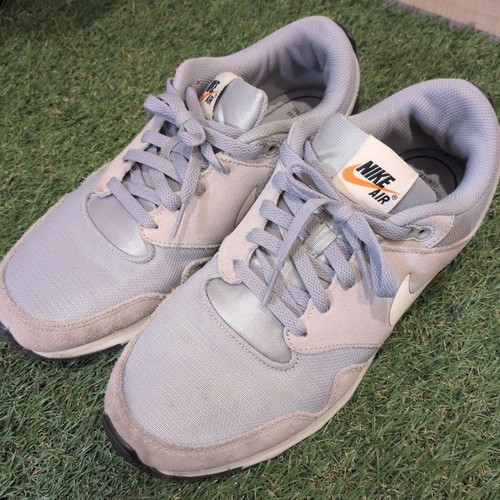 Nike Air Grey Sneakers Uomo US 9.5 Maglia Scamosciata Scarpe Casual