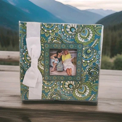Álbum de fotos Vera Bradley Deluxe turquesa pavo real cachemira 100 páginas 200 fotos_AW Foto 1 de 4