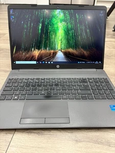 HP 250 G9 15.6" Intel i5-12th gen CPU 8GB RAM 512GB M.2 SSD,Win 10 Pro FHD - Picture 1 of 5