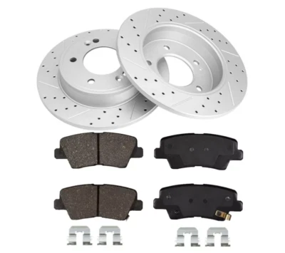 Rotores de freno traseros perforados y pastillas para Hyundai Elantra GT Veloster Kia Forte Koup Foto 1 de 2