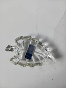 Leaf small trinket dish hand cut 24% Lead Crystal Clear Industries Yugoslavia - Picture 1 of 4
