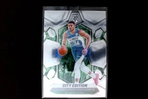 23/24 Mosaico #279 Giannis Antetokounmpo - Foto 1 di 1
