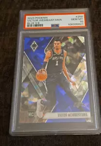 2023-24 Panini Phoenix Victor Wembanyama Blue Ice RC Rookie #256 Spurs PSA 10 - Foto 1 di 3