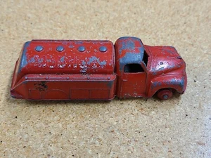 1940s Dinky Toys #440 Gas Tanker Mobilgas Mobil Studebaker RARE ORIGINAL! - Picture 1 of 5